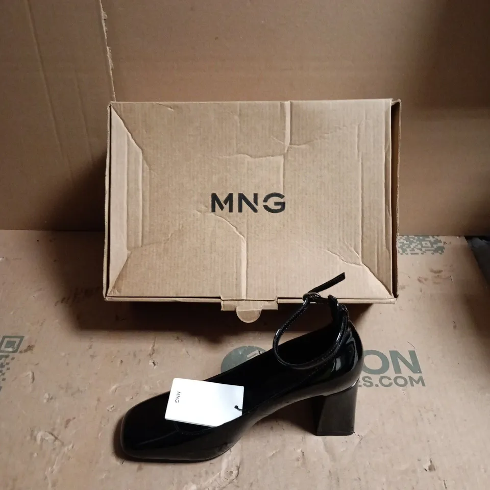 MNG BY MANGO BLACK PATENT LEATHER HEELED SHOES WITH ANKLE STRAP - EUR SIZE 36