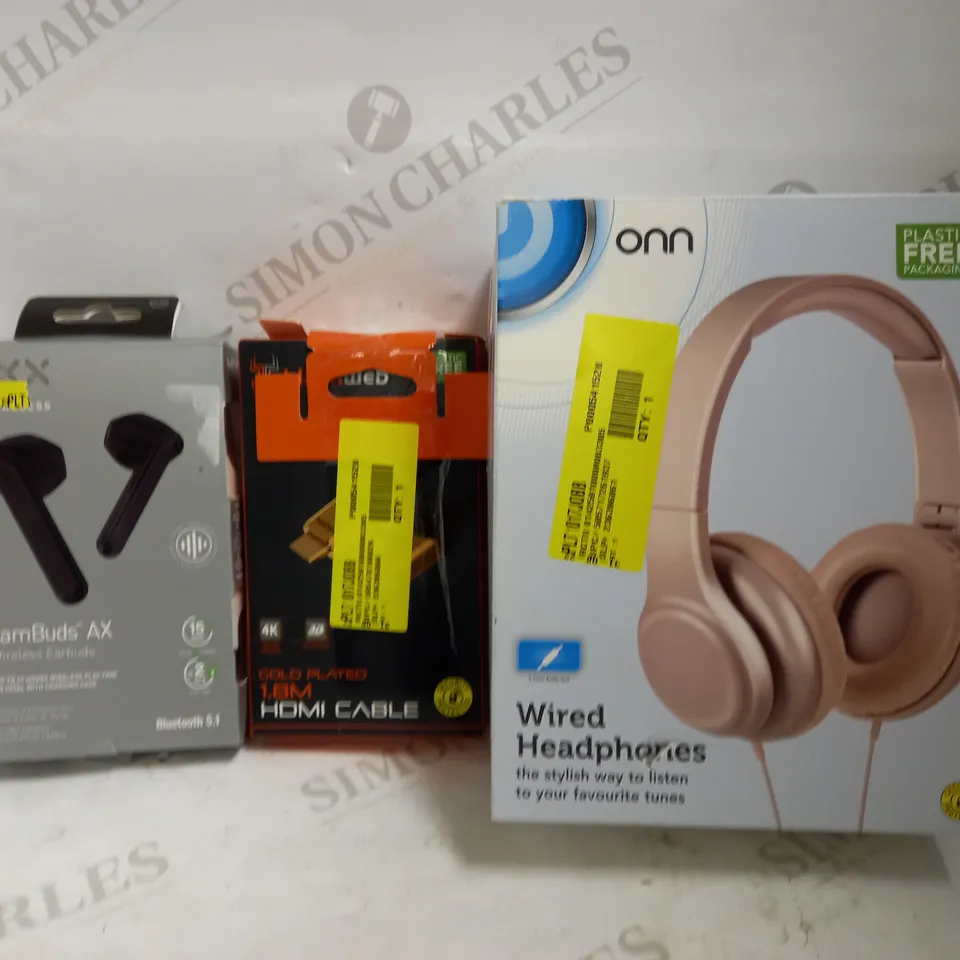 LOT OF APPROXIMATELY 12 ELECTRICAL ITEMS, TO INCLUDE HDMI CABLE, EARPHONES, ETC