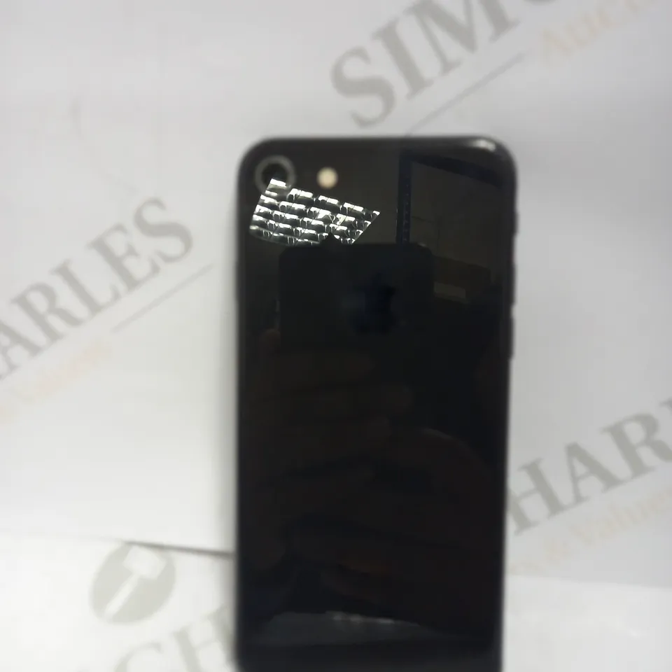 APPLE IPHONE 8 64GB