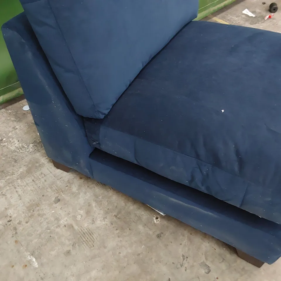 QUALITY BRITISH DESIGNER LOUNGE Co. ARMLESS SINGKE SEAT UNIT PLUSH BLUE FABRIC 