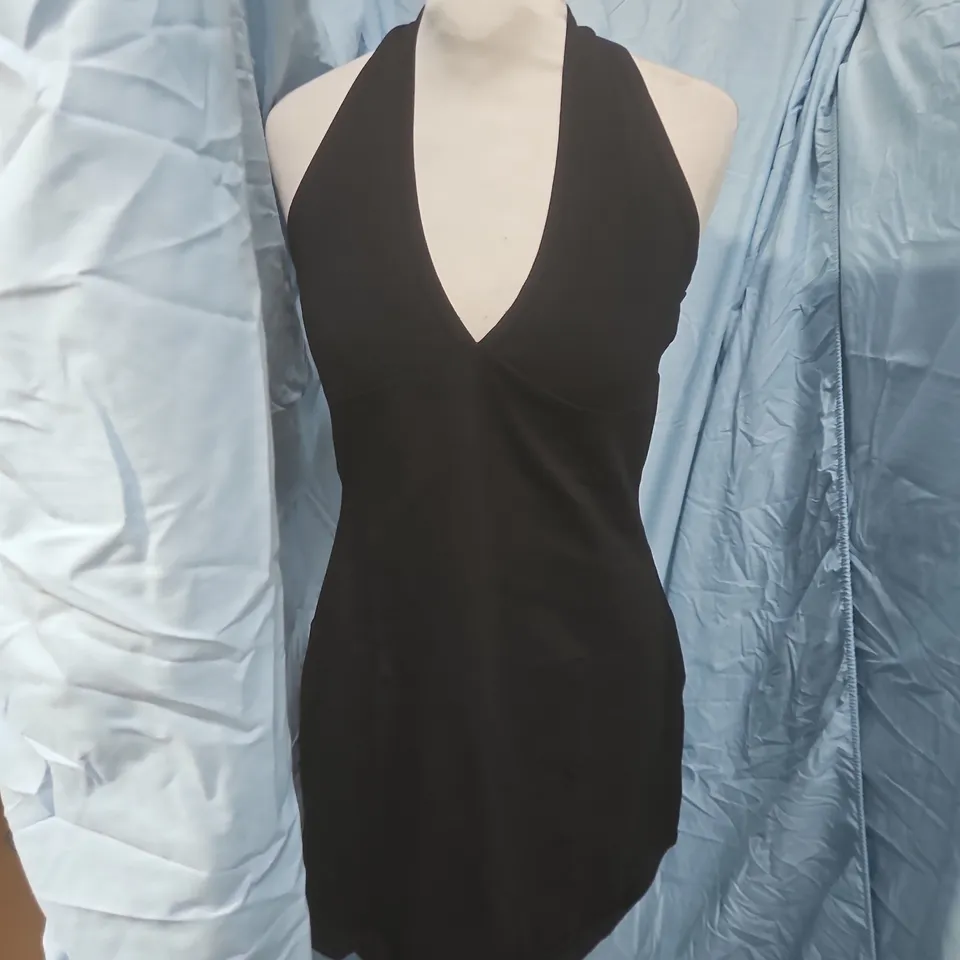 WHITE FOX SPENDING MONEY HALTER MINI DRESS – BLACK – SIZE XL