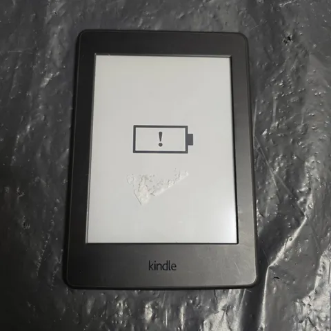 AMAZON KINDLE E-READER – BLACK
