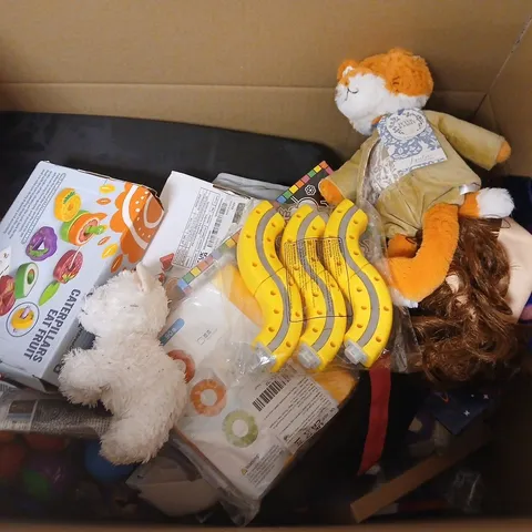 LARGE QUANTITY OF ASSORTED TOYS AND GAMES TO INCLUDE - TEDDIES , MASKS AND POOL RINGS