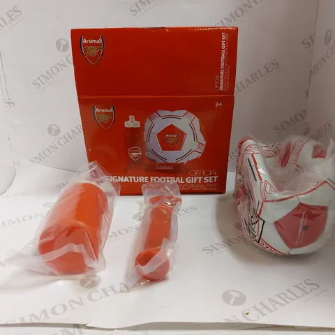 ARSENAL SIGNATURE FOOTBALL GIFT SET