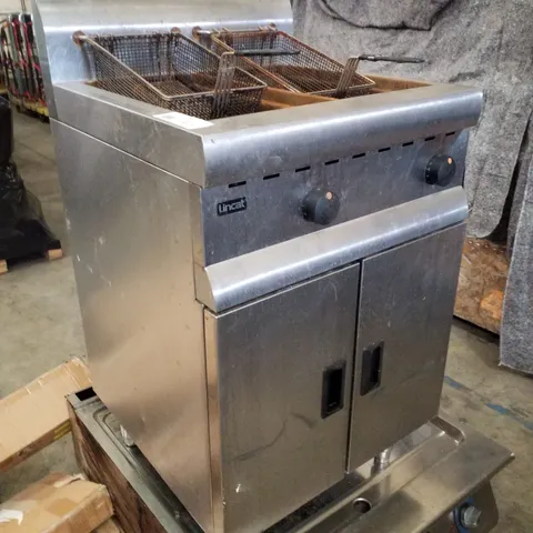 LINCAT TWIN TANK GAS FRYER