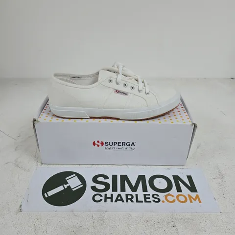 BOXED PAIR OF SUPERGA LINU SHOES IN WHITE - UK 11