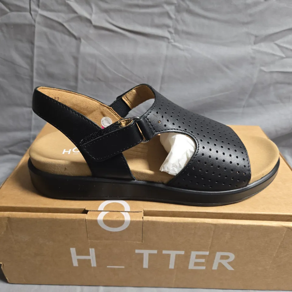 BOXED PAIR OF HOTTER MARBELLA SANDALS - UK SIZE 5.5