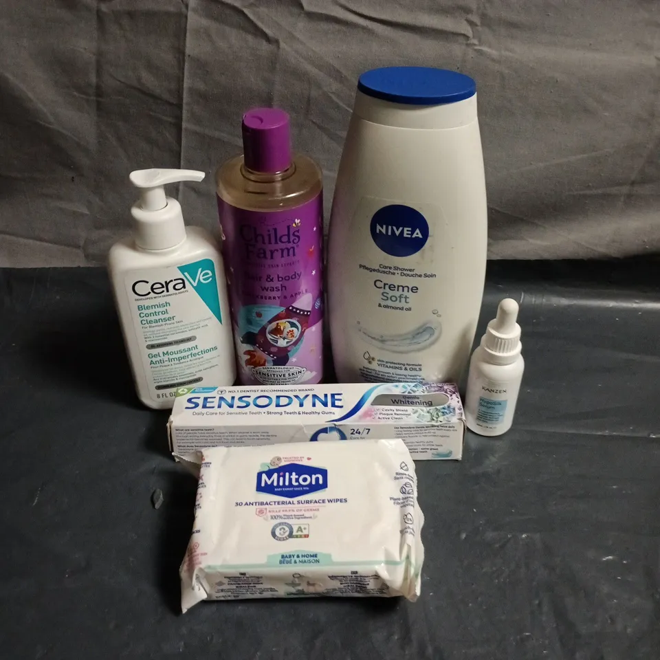 APPROXIMATEY 20 ASSORTED HEALTH AND BEAUTY PRODUCTS TO INCLUDE - NIVEA SOFT CREME - CHILD'S FARM HAIR & BODY WASH AND SENSODYNE TOOTHPASTE