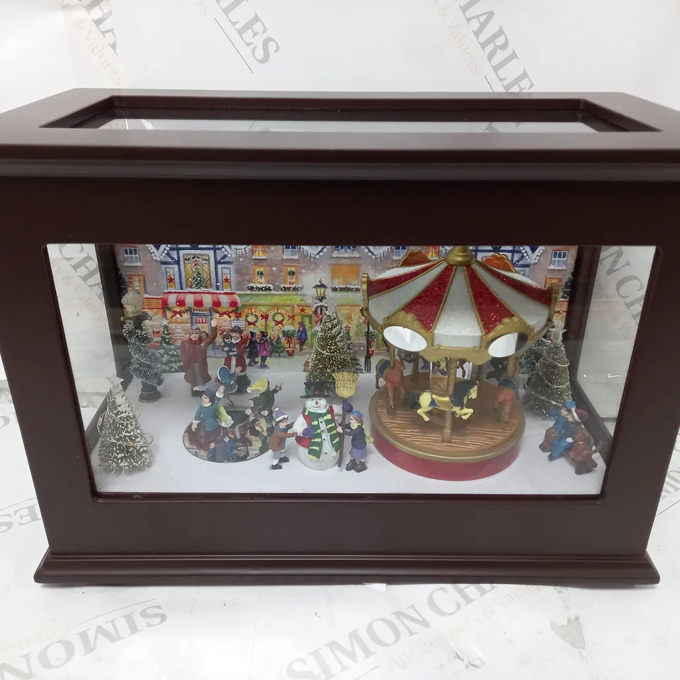 MR CHRISTMAS HEIRLOOM MUSIC BOX