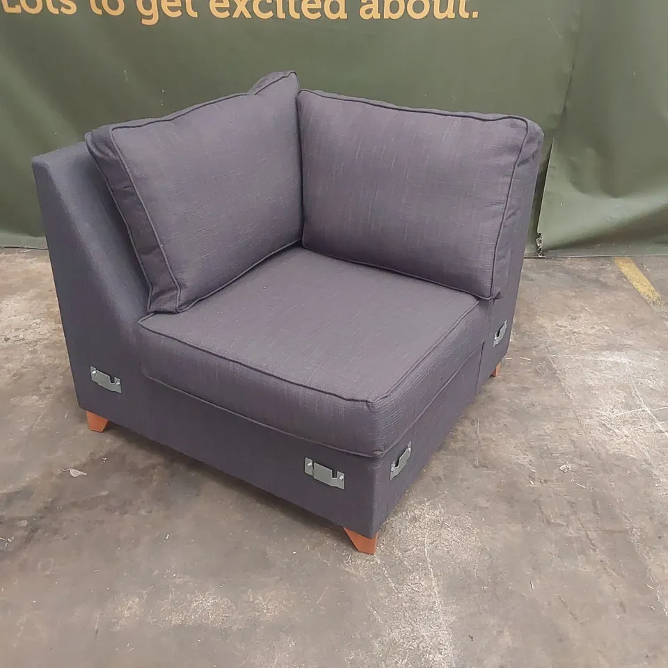 QUALITY DESIGNER GREY FABRIC CORNER SOFA SECTION