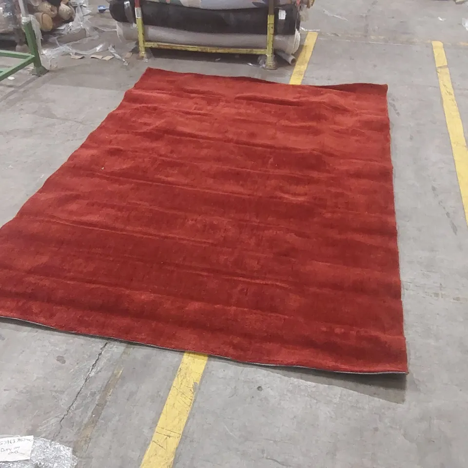 QUALITY DESIGNER RUG - APPROXIMATELY 280 x 201cm