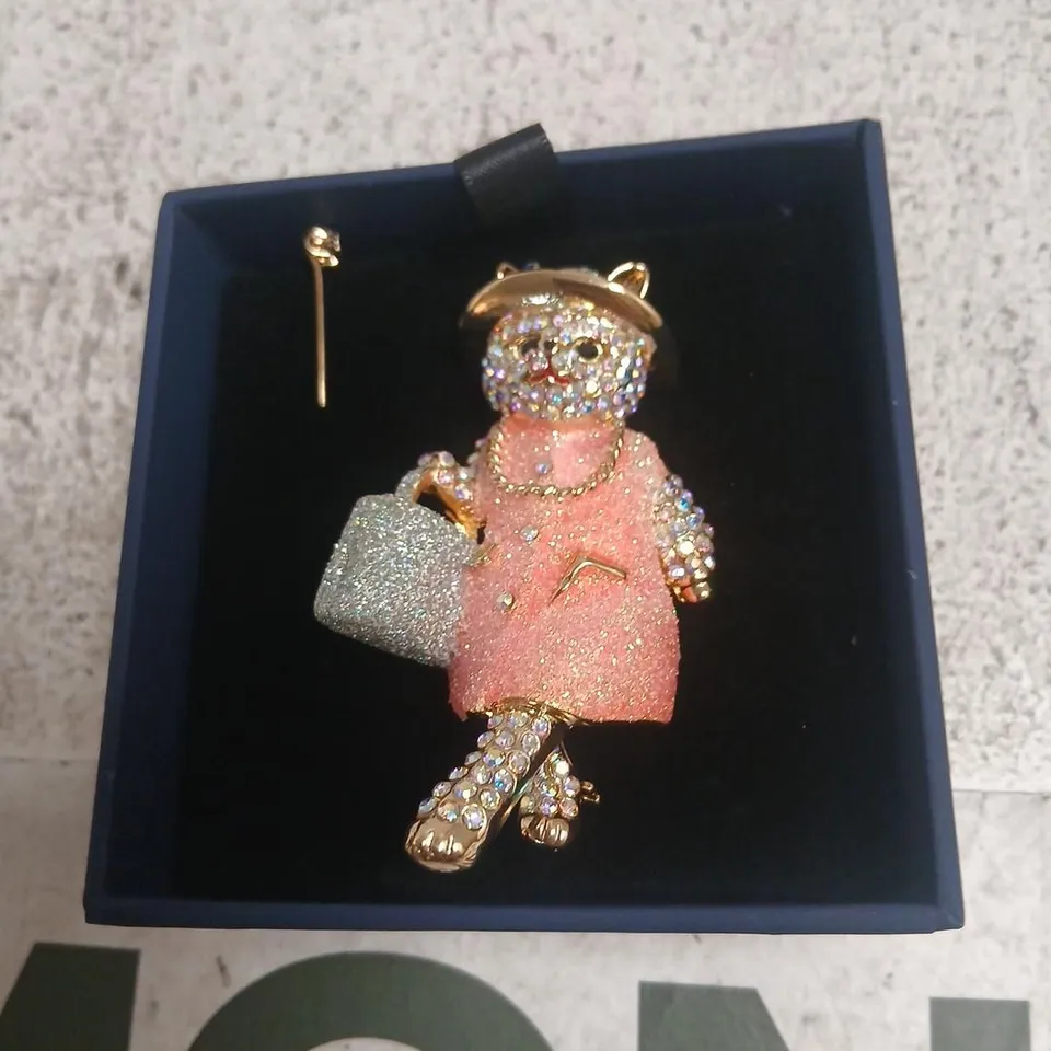 BUTLER & WILSON LITTLE LADY CAT BROOCH