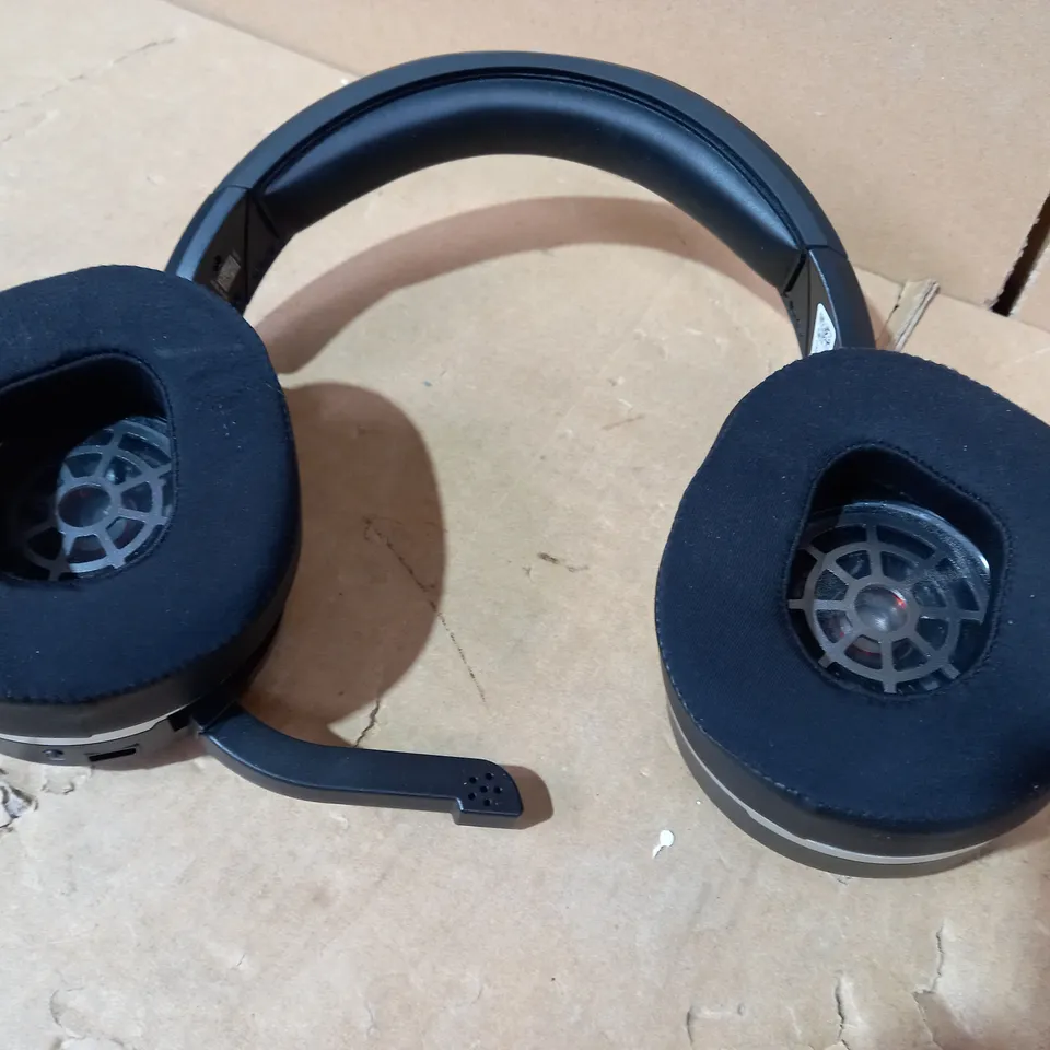 TURTLE BEACH STEALTH 700X WIRELESS GAMING HEADSET BLACK/SILVER