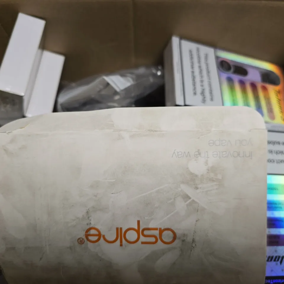 BOX OF APPROXIMATELY 15 ASSORTED E-CIGARETTES PRODUCTS TO INCLUDE - OXVA XLIM PRO , ASPIRE , HORIZON TECH TALOONS 3 