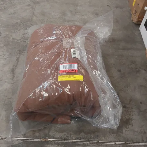 BAGGED SEAT/BACK CUSHION