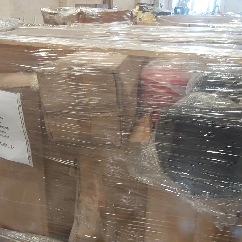 PALLET CONTAINING APPROXIMATELY 12x MIXED PUNCH BAGS
