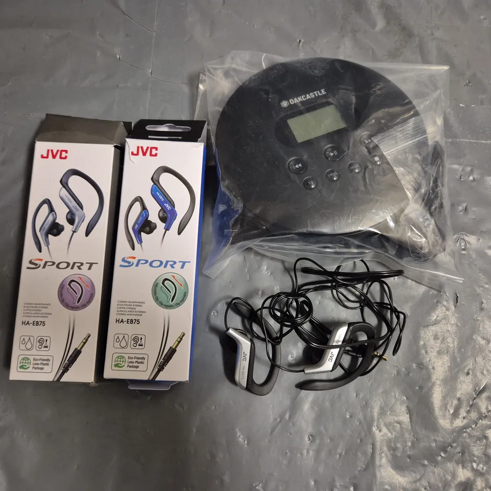 LOT OF 4 ASSORTED AUDIO ITEMS TO INCLUDE JVC WIRED EARBUDS AND OAKCASTLE CD PLAYER