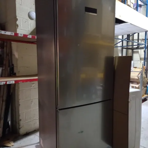 BOSCH SERIE 4 KGN49XLEA FREESTANDING FRIDGE FREEZER - XL SIZE WITH NOFROST COLLECTION ONLY