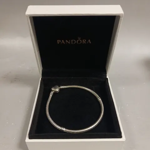 PANDORA MOMENTS HEART CLASP SNAKE CHAIN BRACELET