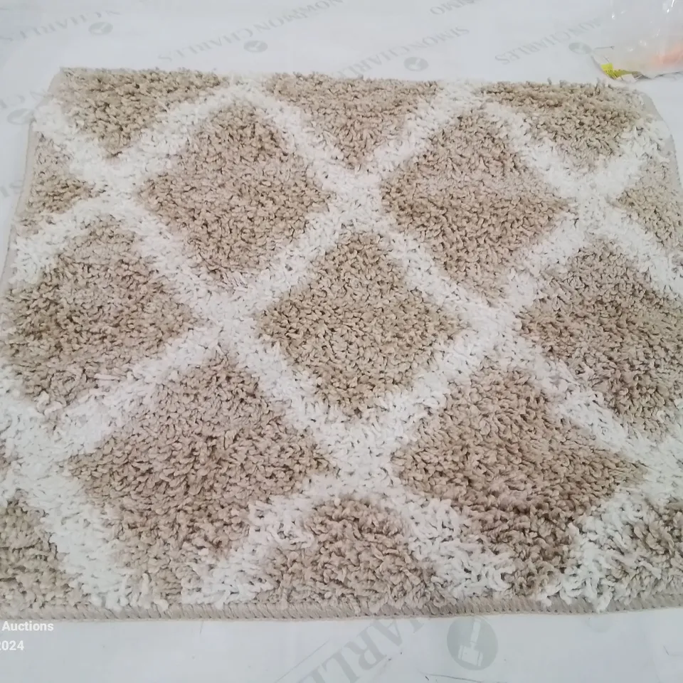 BRAND NEW PACO HOME 506 BEIGE 50X80CM BATH MAT