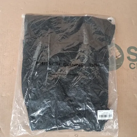 BAGGED FRENCH CONNECTION SHORTS IN BLACK SIZE SMALL