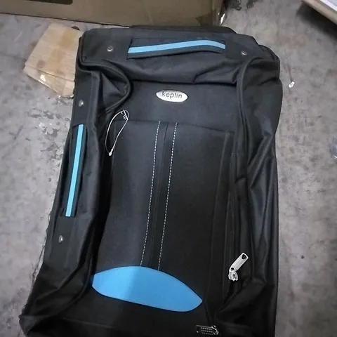 SLEEVED LIGHTWEIGHT CABIN TRAVEL BAG BLUE AND BLACK