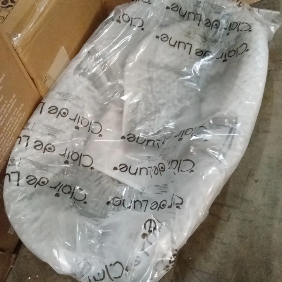 BOXED CLAIRE DE LUNE DELUXE MOSES BASKET AND ROCKING STAND