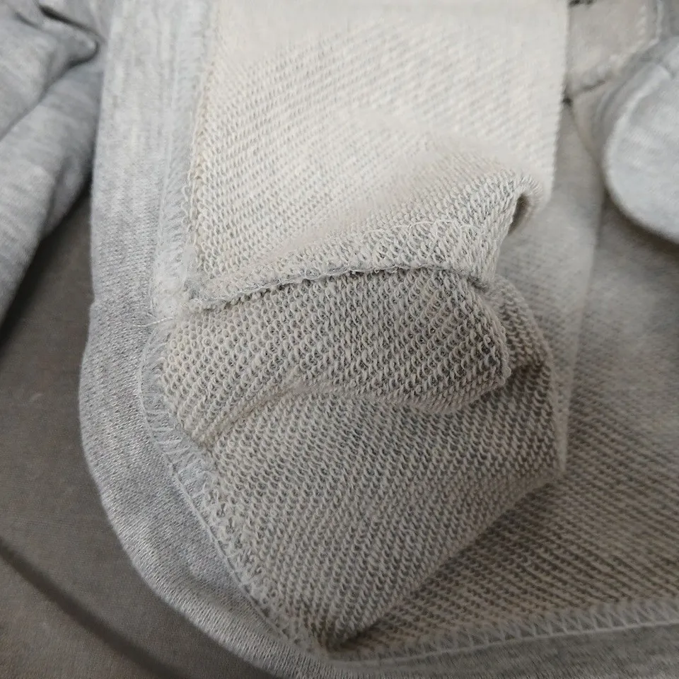 PATAGONIA GREY SHORTS - XL