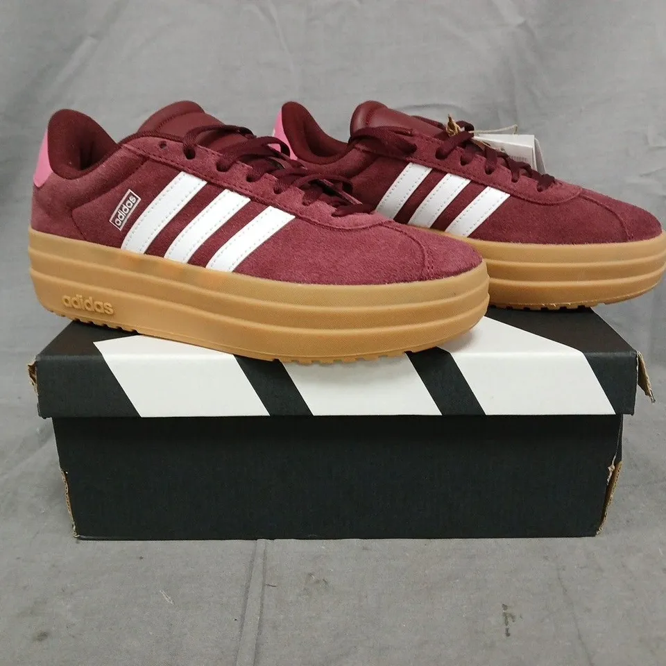 BOXED PAIR OF ADIDAS VL COURT BOLD J SHOES IN DEEP CHERRY SIZE UK 4.5