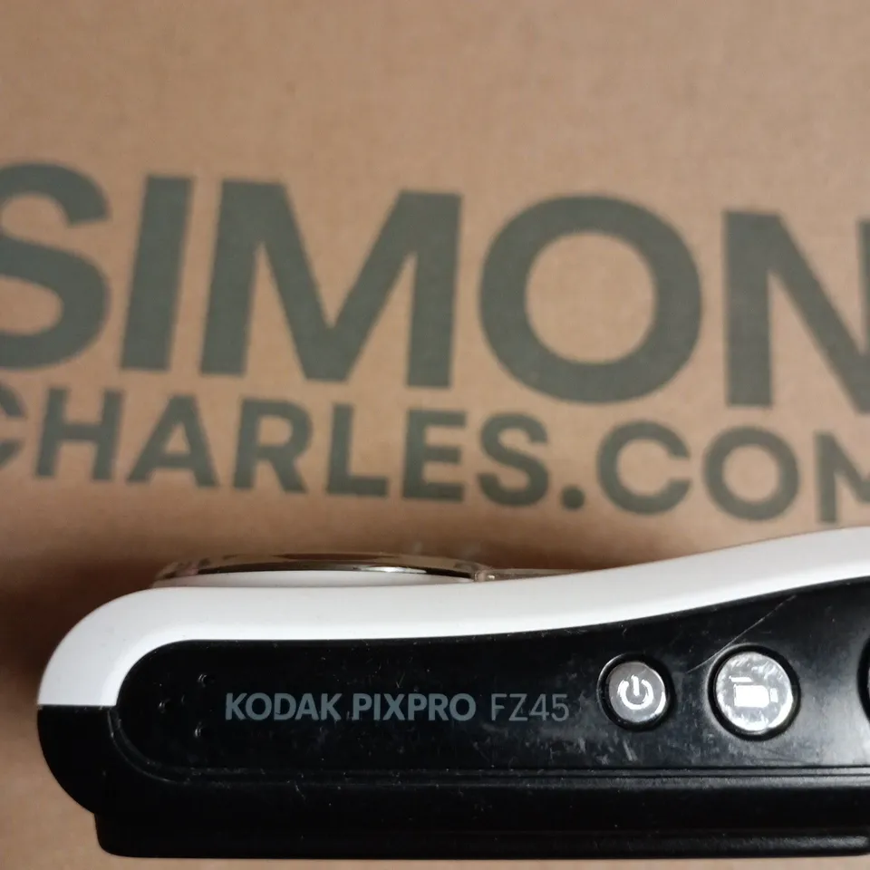 KODAK PIXPRO FZ45 DIGITAL CAMERAS