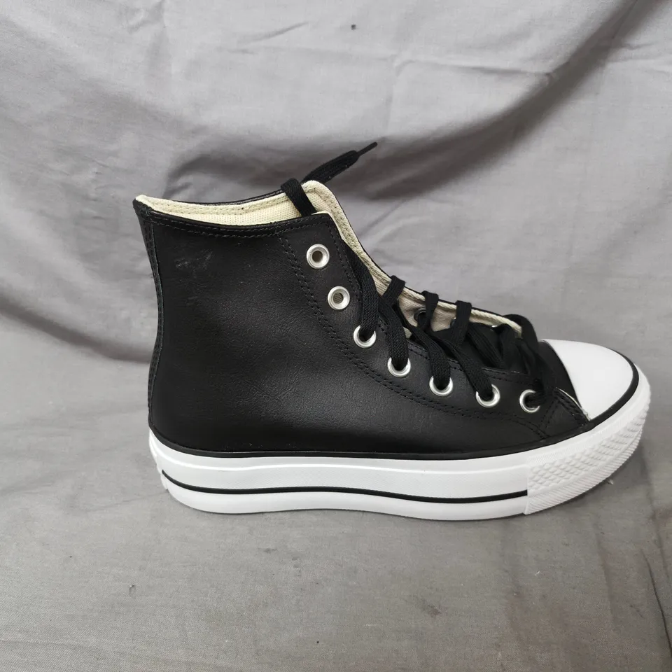 CONVERSE LEATHER LIFT HI-TOP TRAINERS – BLACK - SIZE 4.5