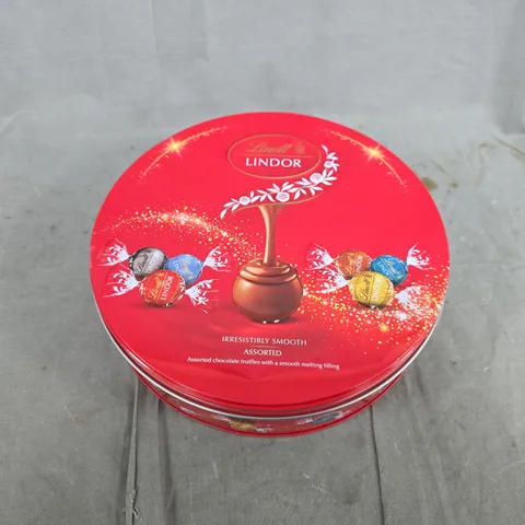 LINDT LINDOR ASSORTED CHOCOLATES TIN 