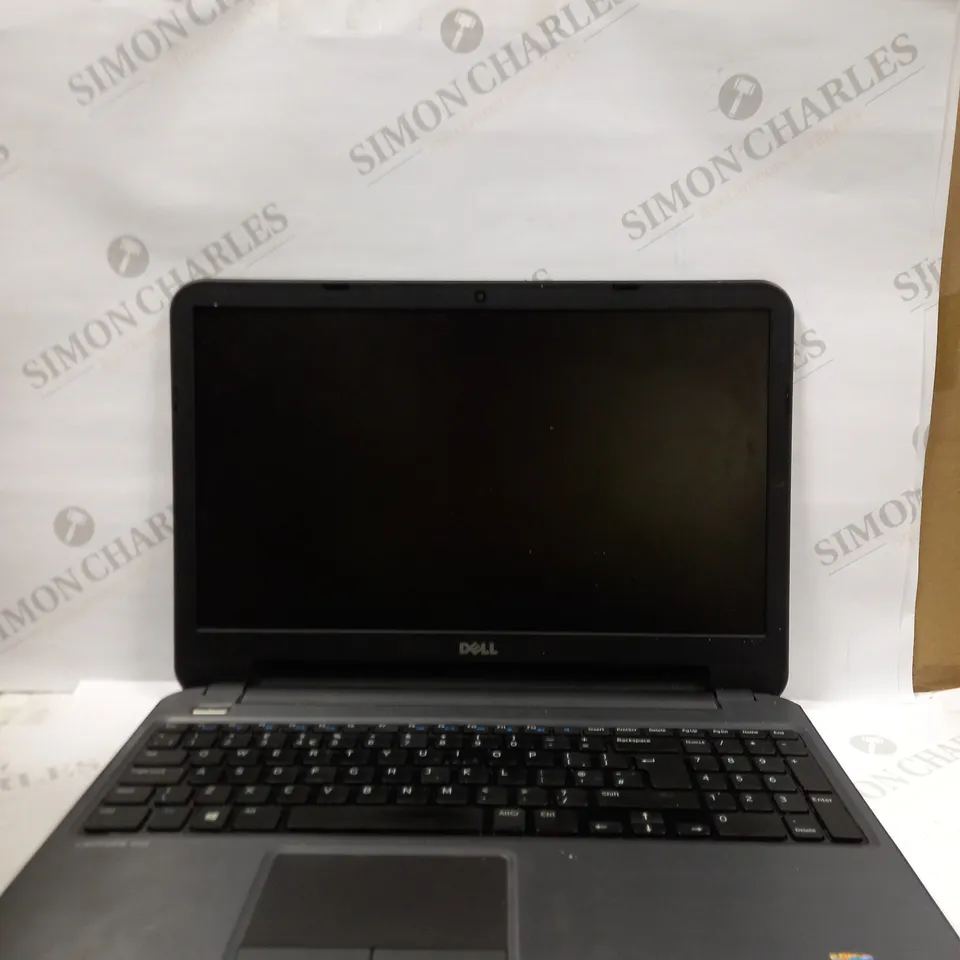 DELL LATITUDE 3540 LAPTOP IN BRUSHED GREY