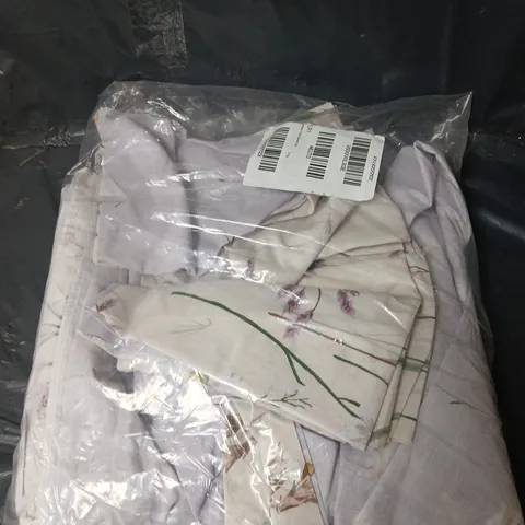 CATHERINE LANSFIELD GRASMERE FLORAL DUVET SET - LILAC FLORAL - KING SIZE