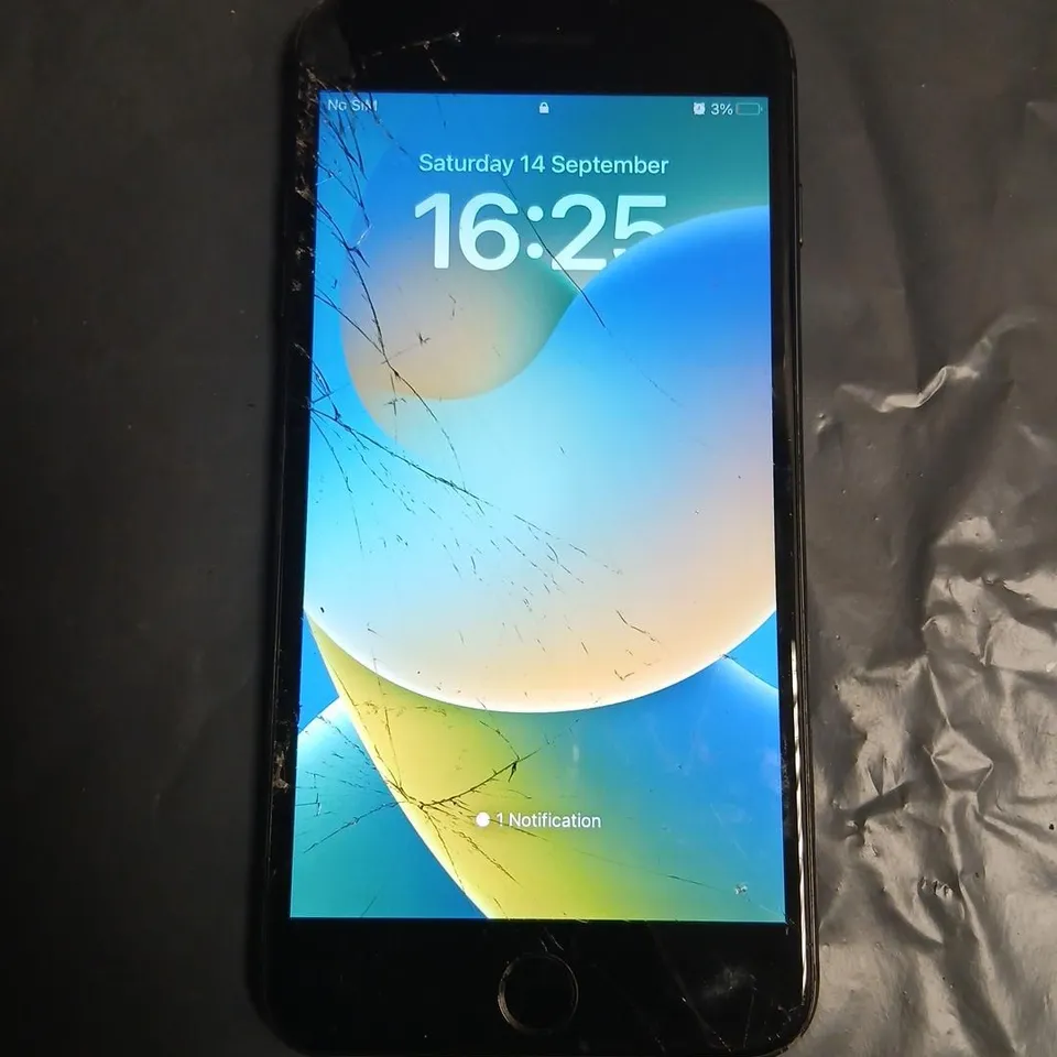 APPLE IPHONE WITH DUAL CAMERAS, BLACK – CRACKED FRONT & BACK 