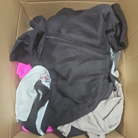 LARGE BOX OF APPROXIMATELY 20 ASSORTED CLOTHING ITEMS IN VARIOUS SIZES, STYLES AND COLOURS