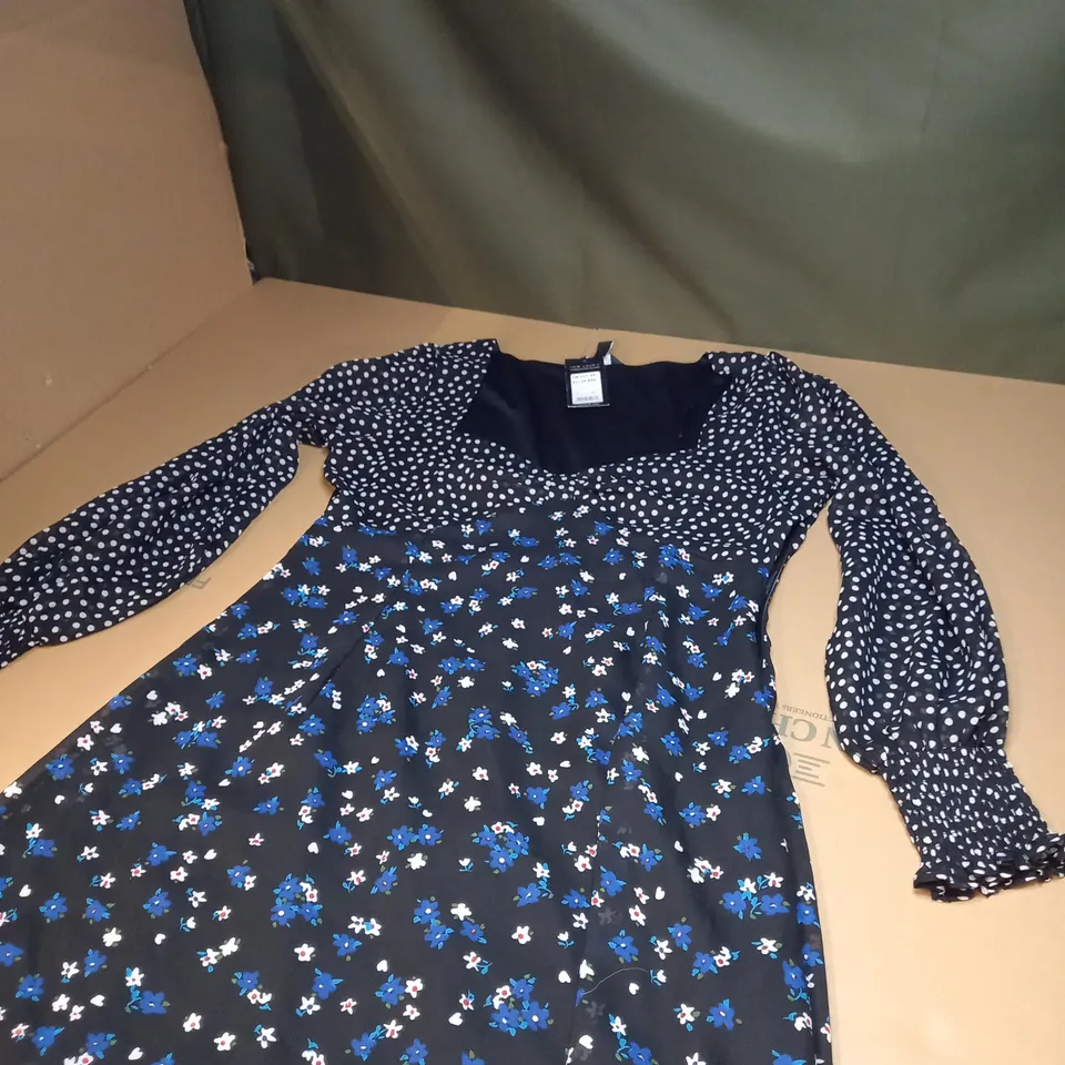 WOMENS POLKA DOTAND FLORAL PATTERN DRESS SIZE 14