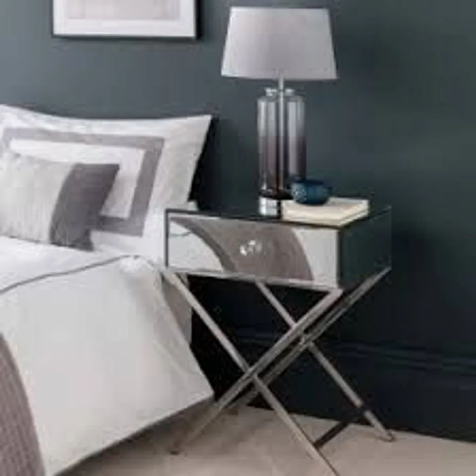 BRAND NEW HOMESDIRECT365 MIRRORED BEDSIDE TABLE WITH METAL CROSS LEGS
