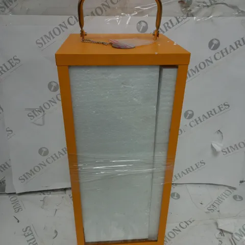BUNDLEBERRY BY AMANDA HOLDEN SET OF 2 SQUARE LANTERNS WITH REMOVABLE LAMPS