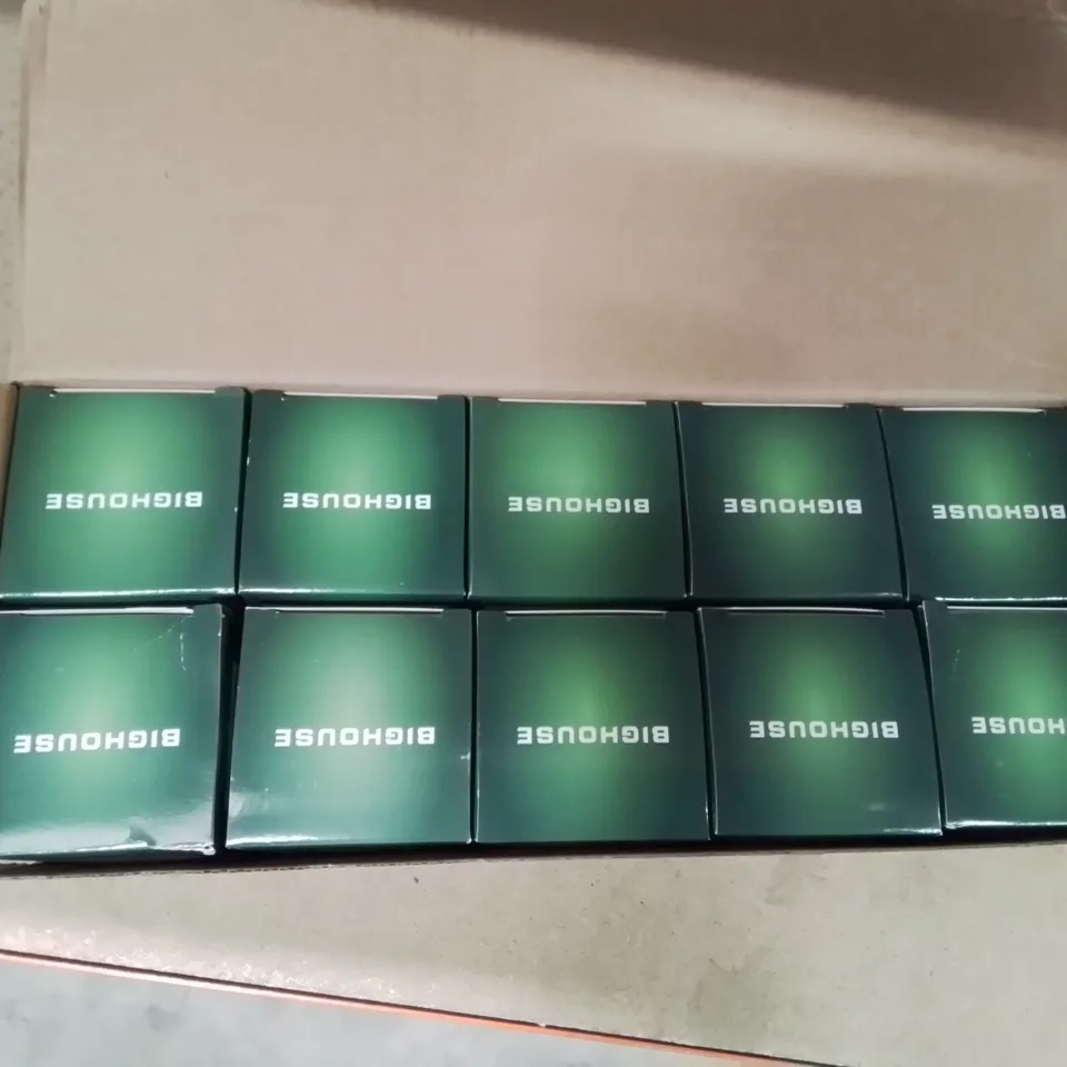A BOX OF 10 1200LM/13W ENERGY SAVING LED LIGHT BULBS