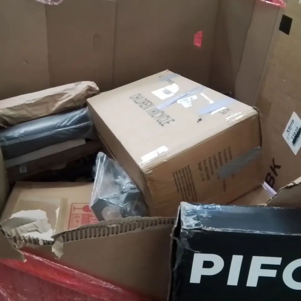 PALLET OF ASSORTED HOUSEHOLD GOODS AND PRODUCTS TO INCLUDE;CLOTHES AIRER,AIR COOLER,KIDS RACING GAME