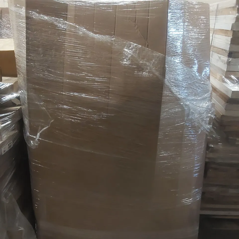 PALLET CONTAINING A VERY LARGE QUANTITY OF ASSORTED CONSUMER PRODUCTS INCLUDING: KIDS KITES, WIPER BLADES, CAMPING STOVE, GARDEN SOLAR LIGHT ECT