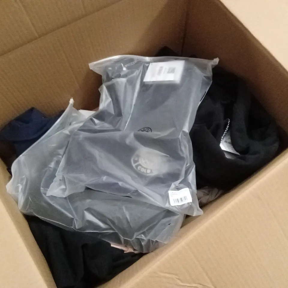 BOX OF APPROXIMATELY 13 X BRASS MONKEY CLOTHING ITEMS TO INCLUDE; JOGGERS, HOODIES, SHIRT ETC