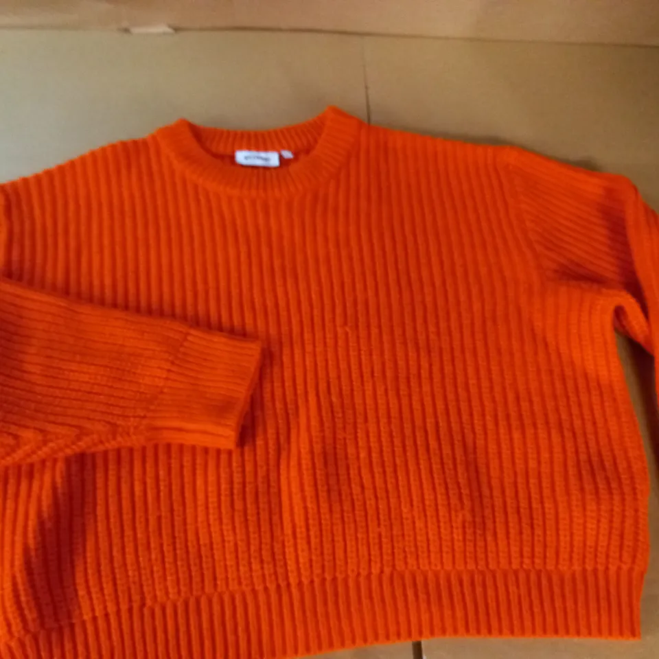 WEEKDAY ORANGE KNITTED JUMPER - S