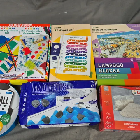 LOT OF 7 ASSORTED TOYS AND GAMES TO INCLUDE PAINT EXPLORATION KIT, LAMPOGO BLOCKS AND FOOTBALL QUIZ