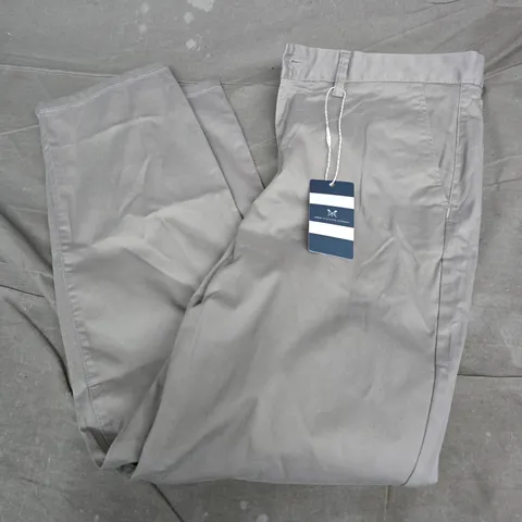 CREW CLOTHING COMPANY STRAIGHT CHINOS IN LIGHT GREY - 34S
