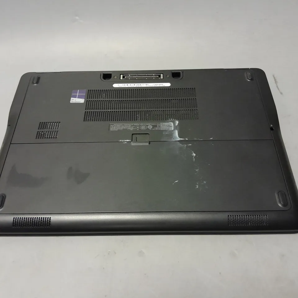 DELL LATITUDE E7250 I5 LAPTOP - 12.5" SCREEN