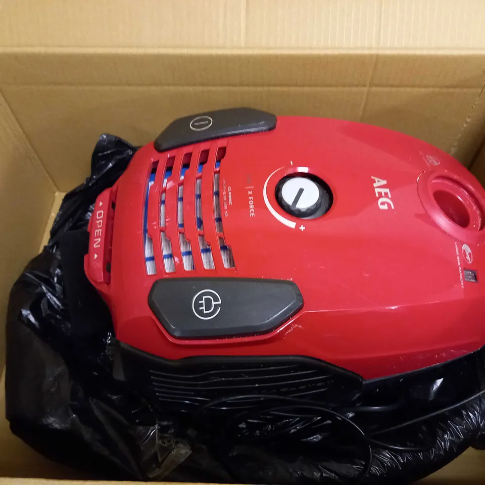 AEG VX6 CLASSIC HYGIENE FILTER VACUUM 