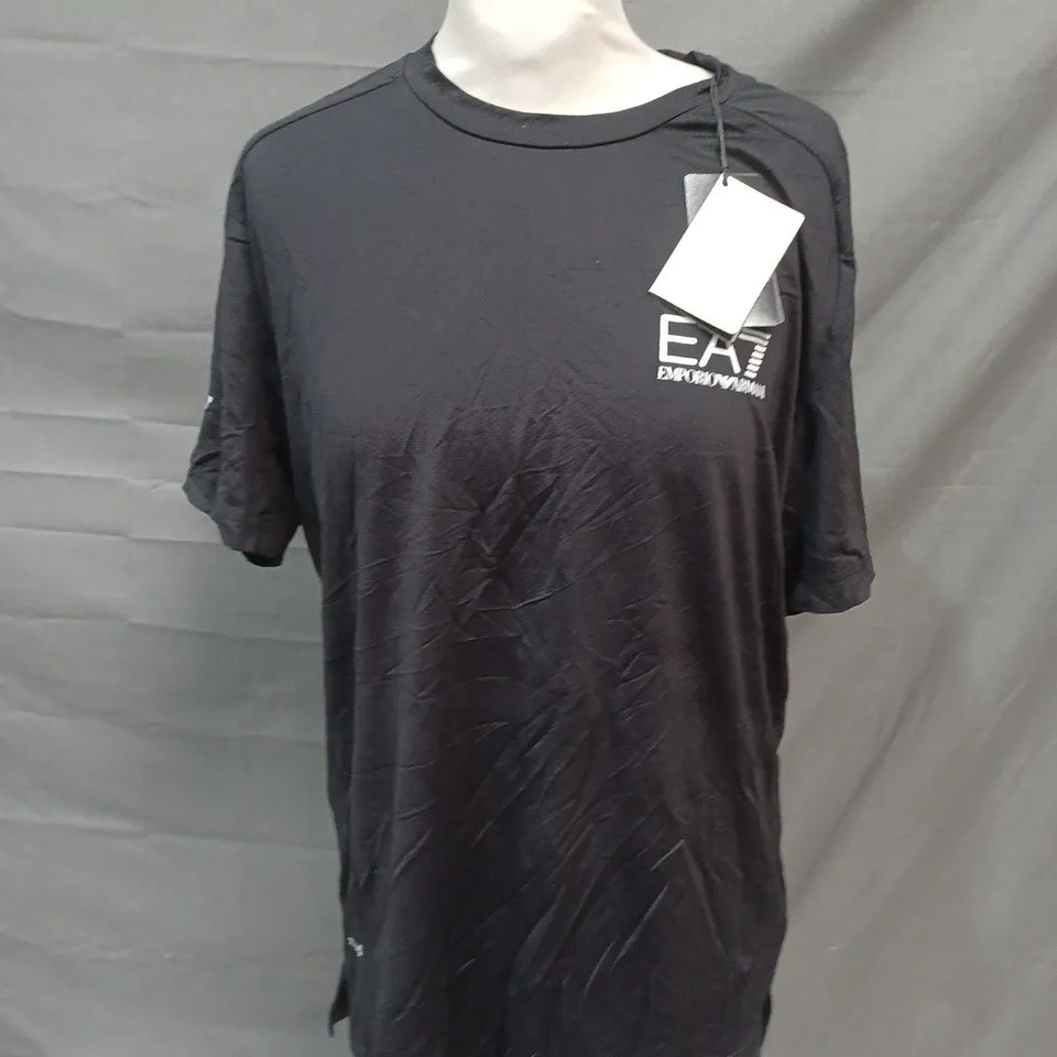 EMPORIO ARMANI VENTUS BLACK SPORTS TEE - M