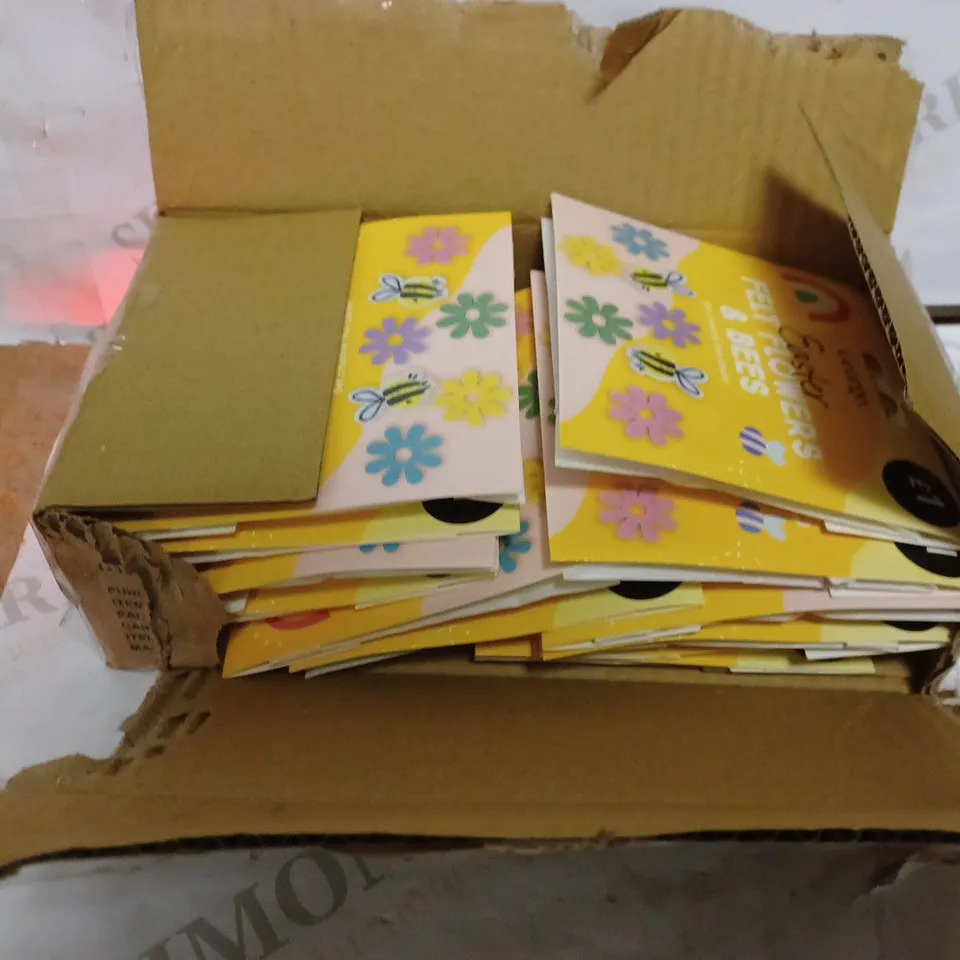 LOT OF 10 BOXES OF BRAND NEW EASTER FELT FLOWERS AND BEES (12 PACKS IN EACH BOX) (51270236)